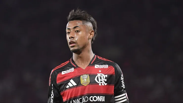 RJ - RIO DE JANEIRO - 25/08/2025 - BRASILEIRO A 2025, FLAMENGO X VITORIA - Bruno Henrique jogador do Flamengo durante partida contra o Vitoria no estadio Maracana pelo campeonato Brasileiro A 2025. Foto: Thiago Ribeiro/AGIF