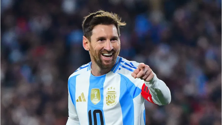 Messi comemorando gol marcado no Monumental de Núñez