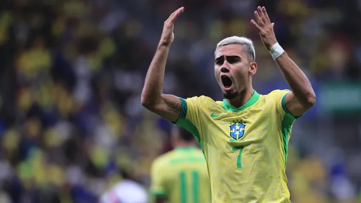 Andreas Pereira comemorando pela Seleção Brasileira contra o Peru - Foto: Ettore Chiereguini/AGIF