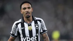 Vitinho falou sobre importância do Botafogo em sua convocação. Foto: Jorge Rodrigues/AGIF