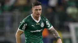 Aníbal Moreno, volante do Palmeiras em partida pelo campeonato brasileiro. (Foto: Miguel Schincariol/Getty Images)
