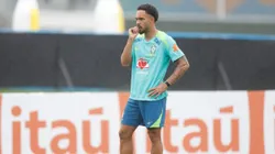 Vitinho, lateral do Botafogo e convocado pela Seleção revelou semelhança entre Davide e Carlo Ancelotti