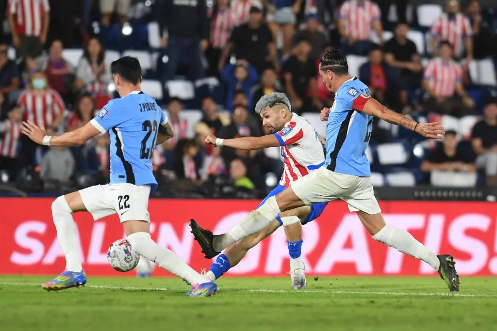 Piquerez vem ganhando chances de se firmar com Bielsa no Uruguai. Foto: Christian Alvarenga/Getty Images.