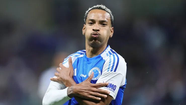 Matheus Pereira pode retornar para o clássico. Foto: Gilson Lobo/AGIF
