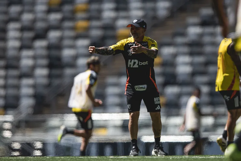Sampaoli comanda treino no Atlético-MG. Foto: Pedro Souza/Atlético