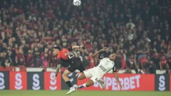 Corinthians e Athletico-PR medirão forças mais uma vez. Foto: Hedeson Alves/AGIF.