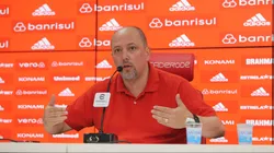 Alessandro Barcellos, presidente do Internacional em entrevista coletiva
