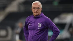 Dorival Júnior, técnico do Corinthians em partida pelo campeonato brasileiro