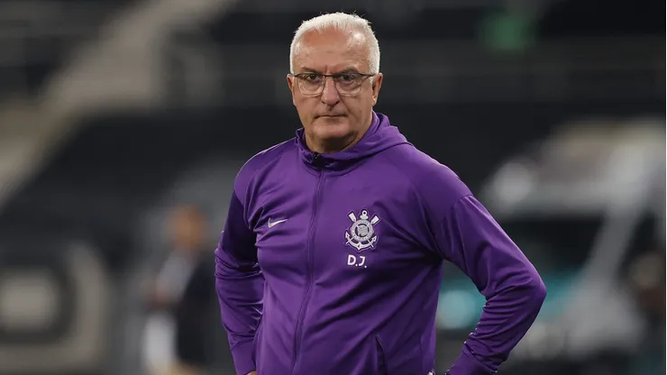 Dorival Júnior, técnico do Corinthians em partida pelo campeonato brasileiro