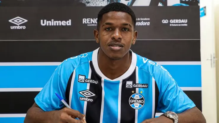 Ryan Danilo, atacante de 19 anos