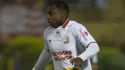 Igor Bolt, do Náutico, denunciou torcedor do Brusque por racismo após jogo da Série C.