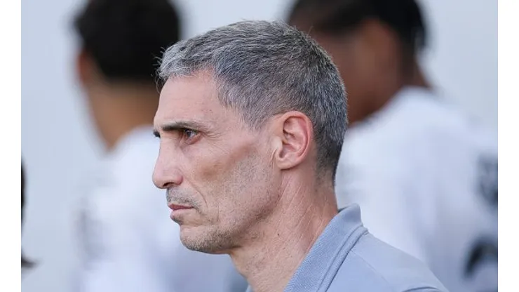 Pablo Vojvoda, novo técnico do Santos é a esperança do torcedor de uma reação imediata na campanha da Série A antes que seja tarde demais