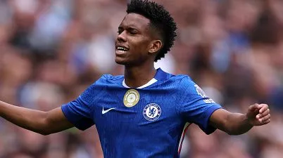 Estêvão durante partida. Foto: Justin Setterfield/Getty Images