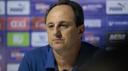 Treinador deu a sua opinião - Foto: Vinicius Silva/AGIF.