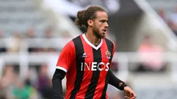 Billal Brahimi vai assinar contrato no Santos.