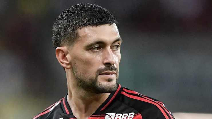 Arrascaeta é destaque do Flamengo em jogo contra o Juventude no Alfredo Jaconi.