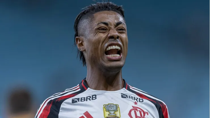 Pena de apenas 12 jogos de Bruno Henrique acabou levantando polêmica e comparações com outros casos.