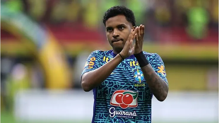 Rodrygo, jogador da Seleção reage antes da partida de qualificação para a Copa do Mundo 2026 entre o Brasil e o Peru na Arena BRB Mané Garrincha (2024)