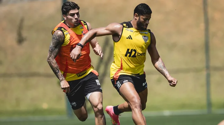 Maioria dos últimos gols do atacante vem de bola parada (Foto: Pedro Souza / Atlético)