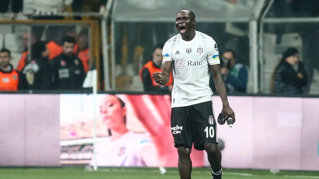 Vincent Aboubakar jogou no Besiktas (Photo by Ahmad Mora/Getty Images)