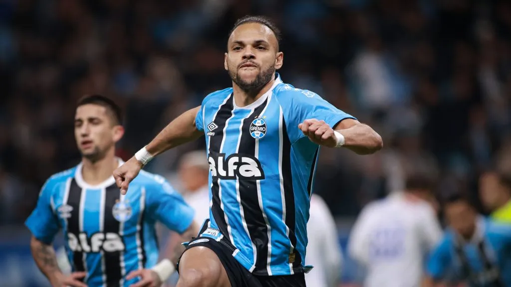 Martin Braithwaite, do Grêmio. Foto: Maxi Franzoi/AGIF.