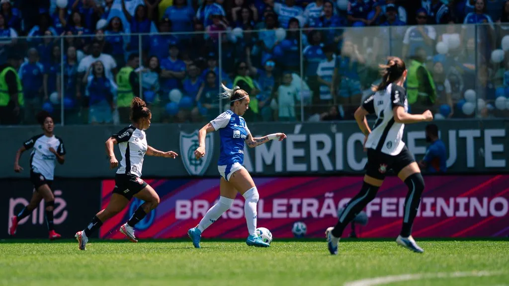 Cruzeiro e Corinthians no Independência, em Belo Horizonte