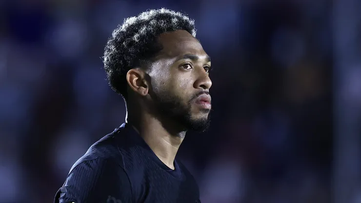 José Martínez, que está nas Eliminatórias pela Venezuela, não deve ser titular contra o Athletico-PR