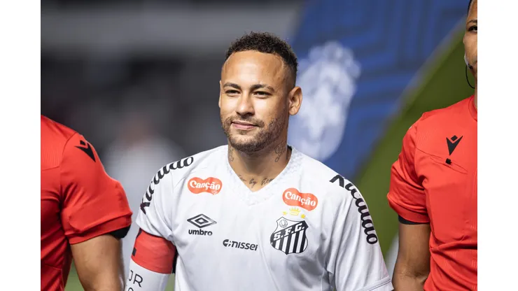 Neymar em ação pelo Santos. Foto: Abner Dourado/AGIF.