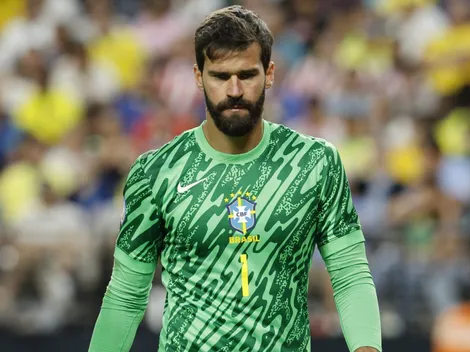 Torcedores detonam Alisson por não defender pênaltis na Seleção Brasileira