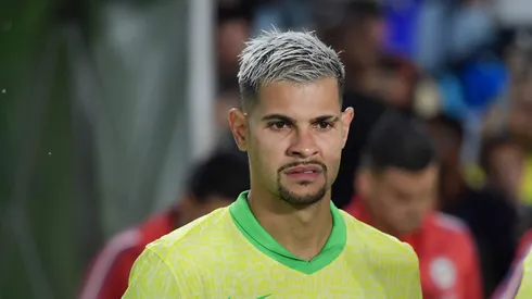 Bruno Guimarães cometeu o pênalti na seleção