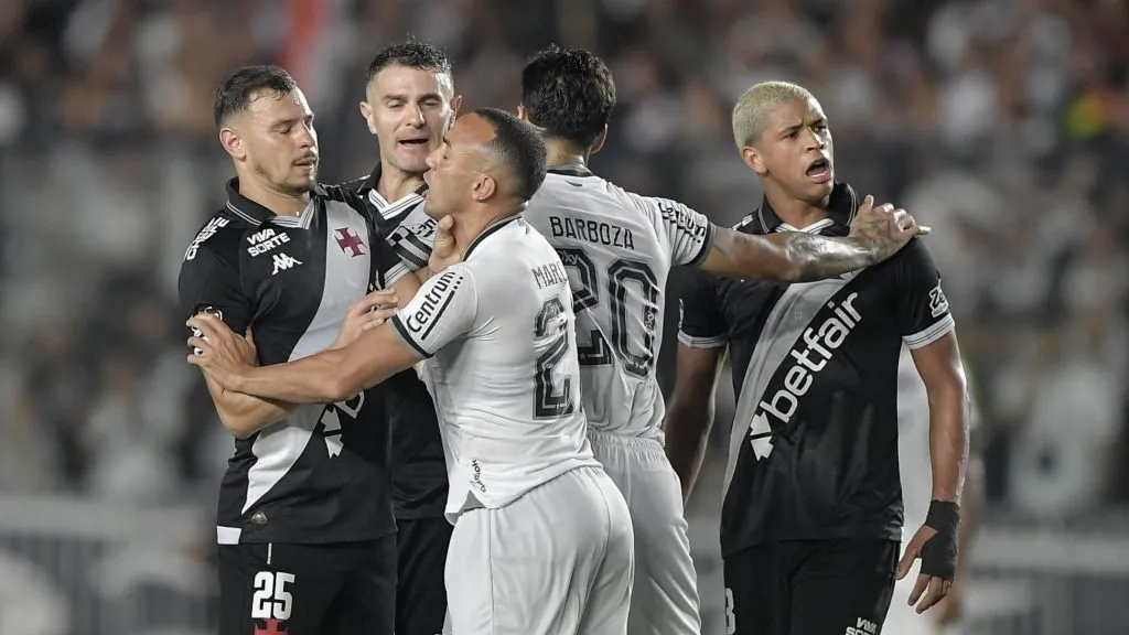 Vasco x Botafogo - Foto: Thiago Ribeiro/AGIF.