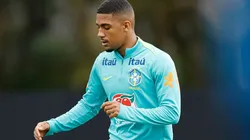 Samuel Lino durante treinamento na Granja Comary com a Seleção. Foto: Rafael Ribeiro/ABF