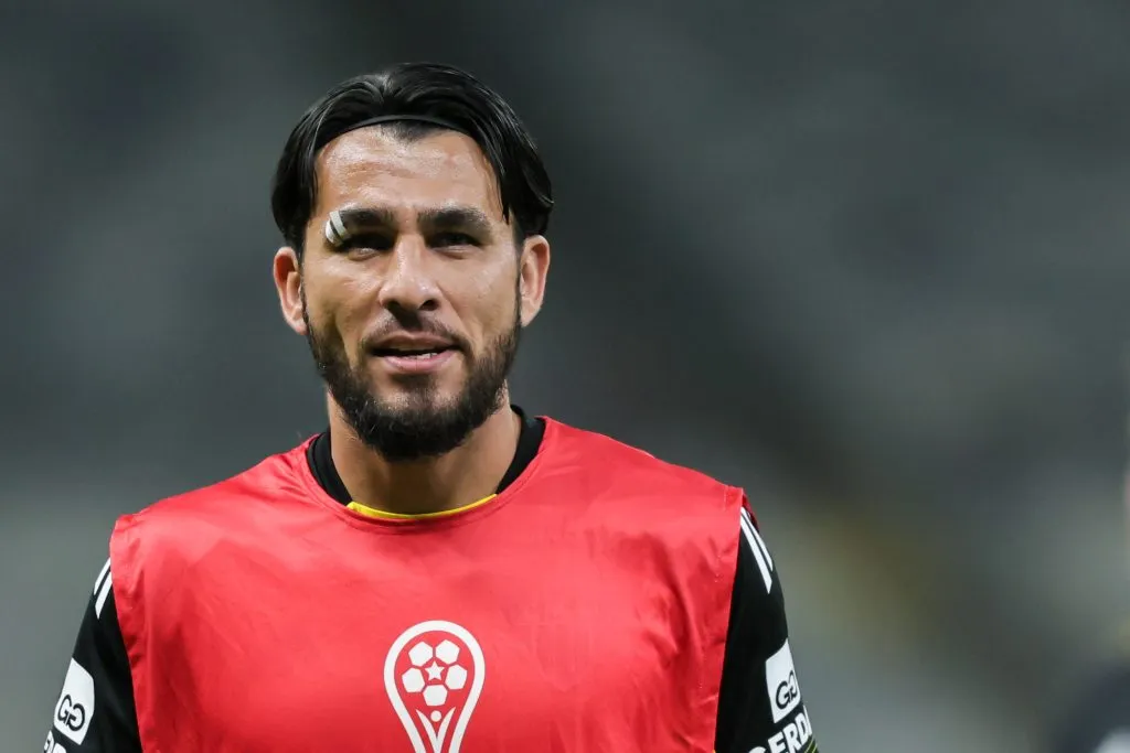 Junior Alonso, jogador do Atletico durante aquecimento antes da partida contra o Deportes Iquique no estadio Mineirao pelo campeonato Copa Sul-americana 2025. Foto: Gilson Lobo/AGIF