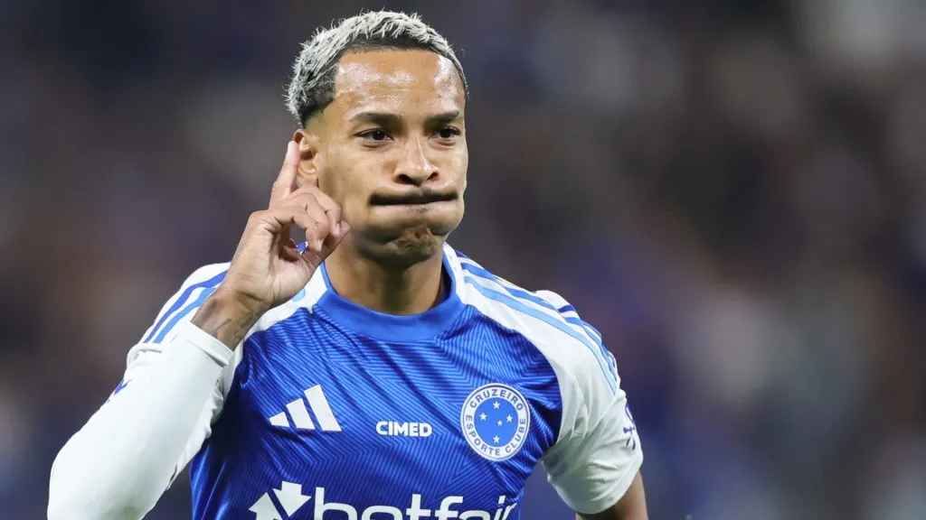 Matheus Pereira em ação pelo Cruzeiro.