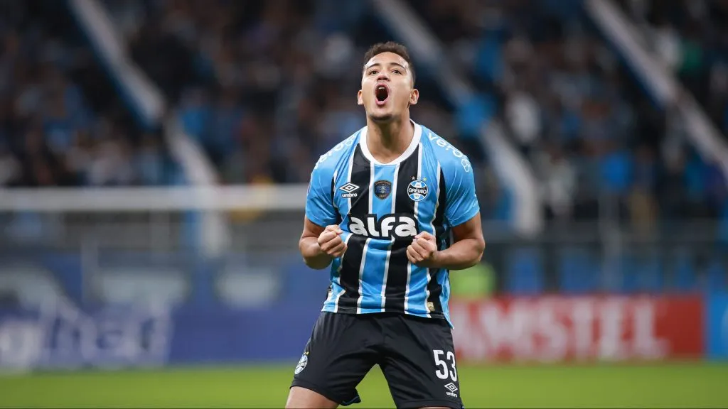 Gustavo Martins retorna ao Imortal, Foto: Maxi Franzoi/AGIF