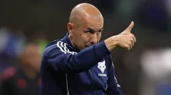 Professor segue fazendo testes - Foto: Gilson Lobo/AGIF.