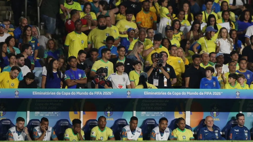 Jogadores do Brasil durante a partida contra o Chile no Maracana no Rio de Janeiro (RJ), pelas Eliminatorias da Copa do Mundo 2026. Foto: Marlon Costa/AGIF