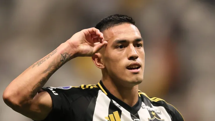 Cuello durante jogo do Galo na Arena MRV.