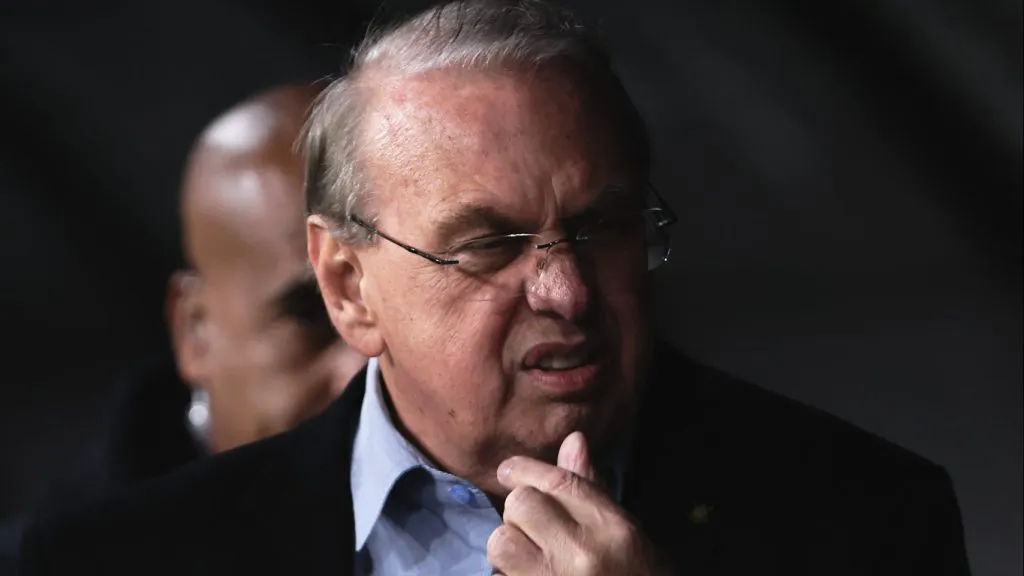 Osmar Stabile busca novas fontes de renda ao Timão - Foto: Ettore Chiereguini/AGIF.