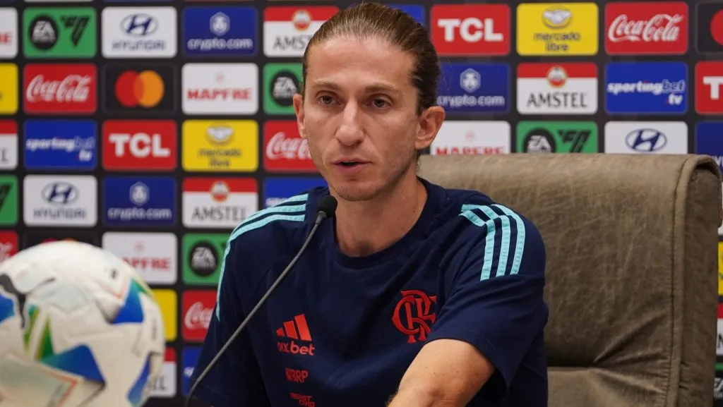 Filipe Luís na coletiva