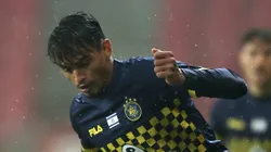 Weslley Patati, atacante ex-Santos, do AZ Alkmaar da Holanda - Foto: David Balogh/Getty Images