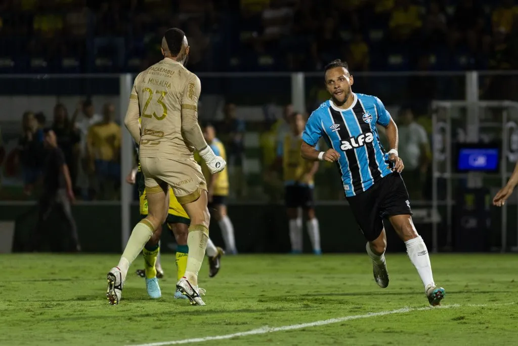 Jogador durante partida entre Mirassol  e Grêmio, válida pelo Campeonato Brasileiro Série A 2025 –  FOTO: Rainier Moura / Grêmio FBPA