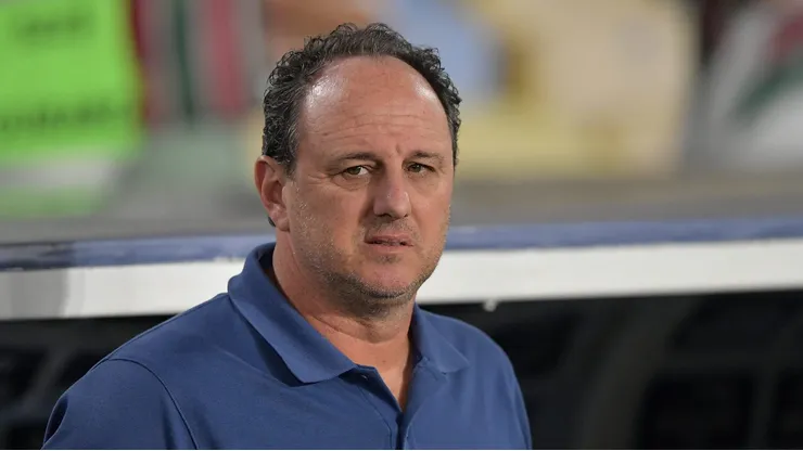 RJ - RIO DE JANEIRO - 10/09/2025 - COPA DO BRASIL 2025, FLUMINENSE X BAHIA - Rogerio Ceni tecnico do Bahia durante partida contra o Fluminense no estadio Maracana pelo campeonato Copa Do Brasil 2025.