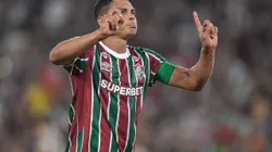 Thiago Silva se torna o jogador mais velho a marcar pelo Fluminense. Foto: Thiago Ribeiro/AGIF