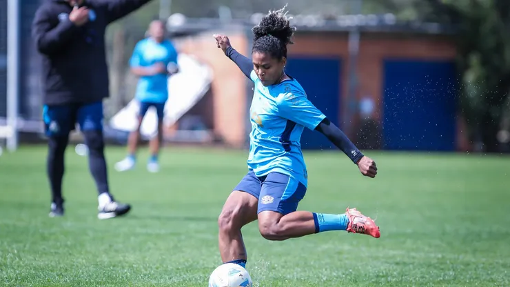 Grêmio se prepara para clássico no fim de semana - Foto: Caroline Motta/Grêmio