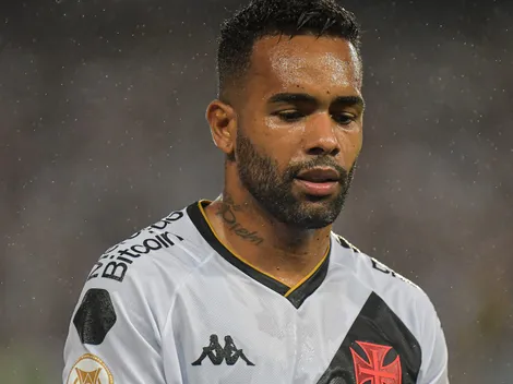 Vasco rescinde contrato de Alex Teixeira; Jean David e Lemos serão os próximos