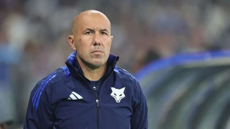 Leonardo Jardim foi elogiado pela torcida do Cruzeiro. Foto: Gilson Lobo/AGIF