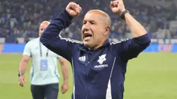 Leonardo Jardim comemorando a classificação. Foto: Gilson Lobo/AGIF