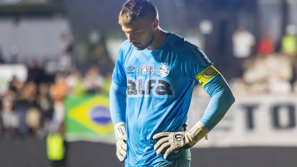 Gabriel Grando jogador do Gremio durante partida contra o Athletic Club no estadio Joaquim Portugal pelo campeonato Copa Do Brasil 2025. Foto: Lucas Gabriel Cardoso/AGIF