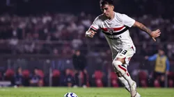 Enzo Diaz jogador do Sao Paulo durante partida contra o Gremio no estadio Morumbi pelo campeonato Brasileiro A 2025. Foto: Fabio Giannelli/AGIF